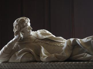 Statue